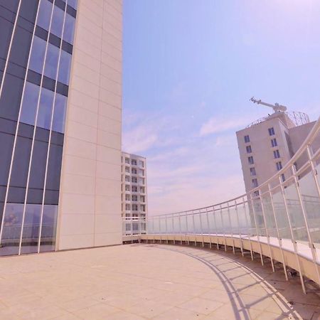 33Rd Floor Luxury Apartment Spa & Fitness Скопье Экстерьер фото