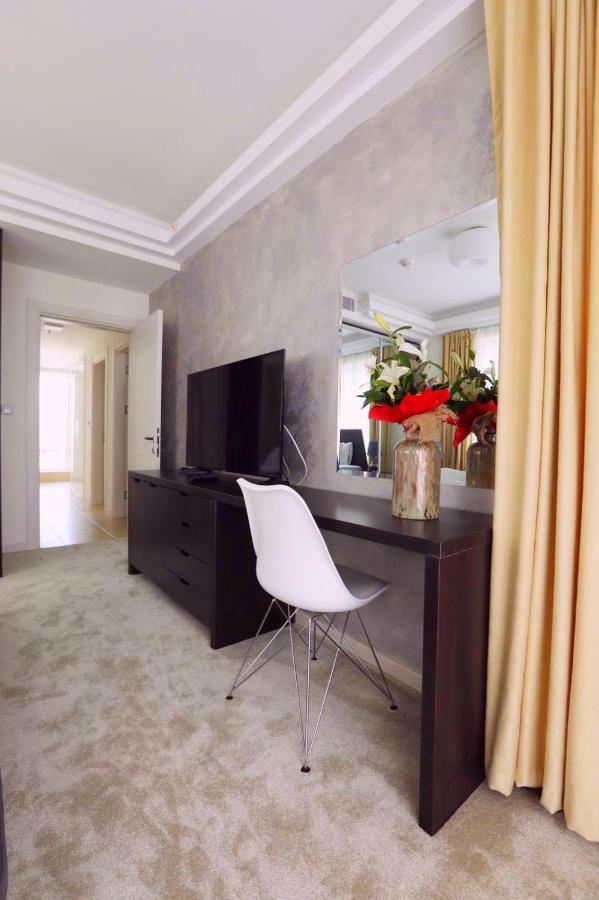 33Rd Floor Luxury Apartment Spa & Fitness Скопье Экстерьер фото